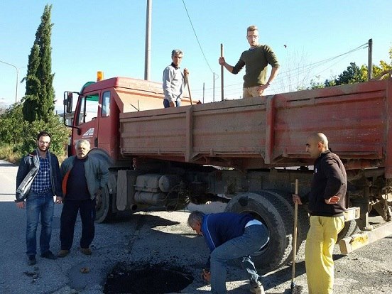 Συνεχίζεται το πρόγραμμα ασφαλτοστρώσεων στο Δήμο Αλμωπίας